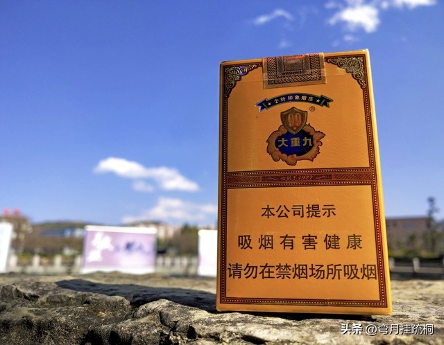 一云二贵三中华，黄鹤楼下牡丹花；马马虎虎阿诗玛，三五七星健牌