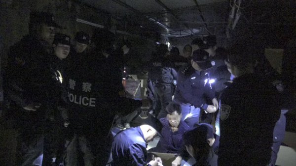 一条和天下香烟只要80元？卖烟“微商”背后是3亿多支假烟