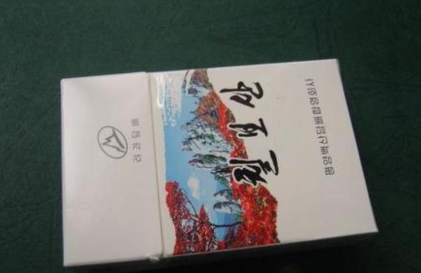 如今的朝鲜军人都抽什么烟？其中“光明牌”一般士兵抽不起
