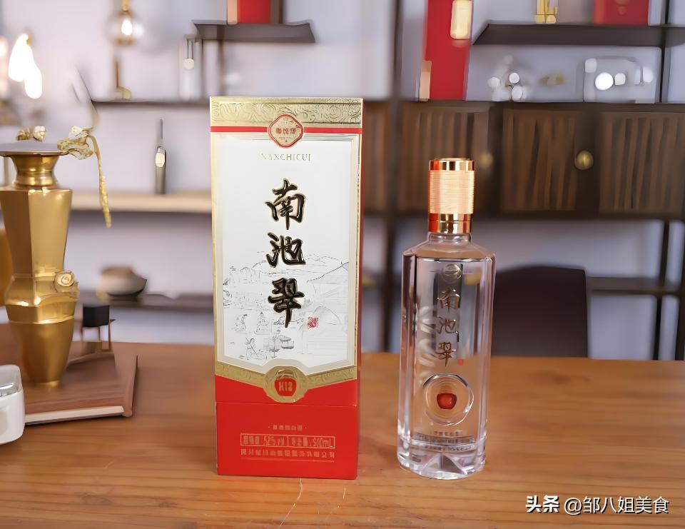 我香港人，在香港工作12年，发现香港人喜欢抽这4种烟喝这3款酒