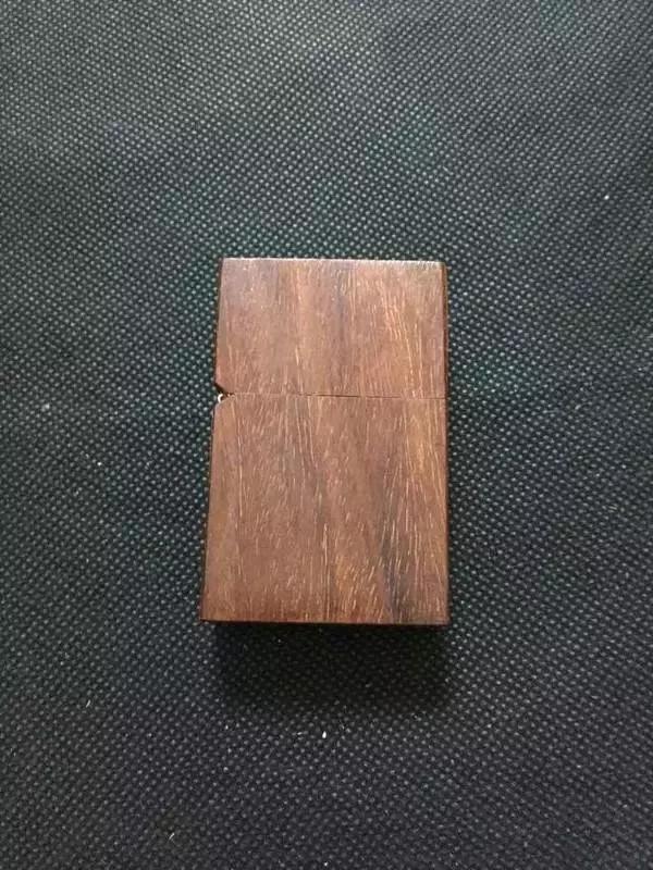 玩文玩的，给自己做个烟盒吧，保准炫酷