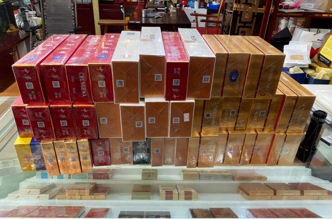 香烟有保质期吗？一包烟放两年了，还能抽吗？今天告诉你答案